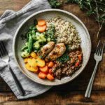 High Protein Slow Cooker Recipes – A delicious slow cooker meal with protein-rich ingredients like chicken, lentils, and quinoa.